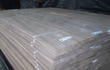 Quarter Cut Walnut Furniture Kayu Veneer, Dark Wood Pelapisan