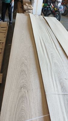 Berkualitas terbaik Natural Sliced Cut Rustic Oak veneer sheet Untuk dekorasi