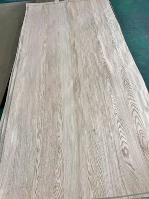 Natural Sliced American Red Oak Crown Cut yang cocok dengan veneer sheet