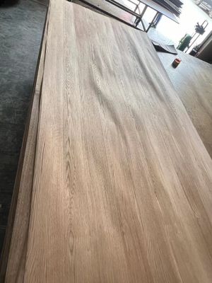 Natural Sliced American Red Oak Crown Cut yang cocok dengan veneer sheet