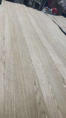 Natural Sliced American Red Oak Crown Cut yang cocok dengan veneer sheet