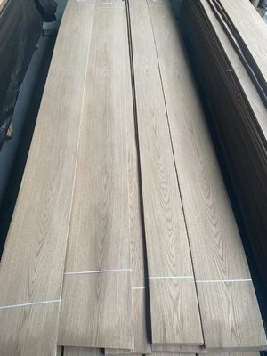 Kualitas Tinggi American White Oak Veneer Sheets Crown Cut Untuk Plywood