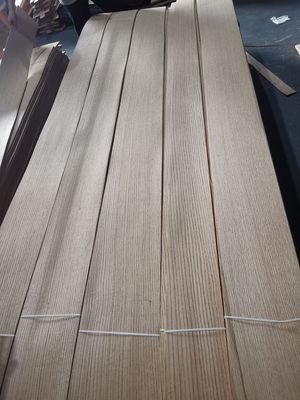 Sesuaikan Ketebalan Veneer Kayu Ek Merah Ideal untuk Solusi Lantai Kayu Alami