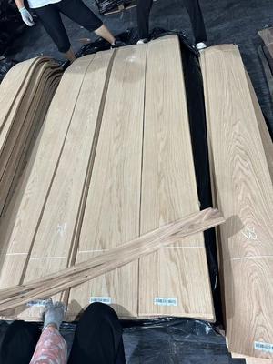 Veneer Kayu Ek Merah Panjang Kustom Solusi Sempurna untuk Desainer Furnitur