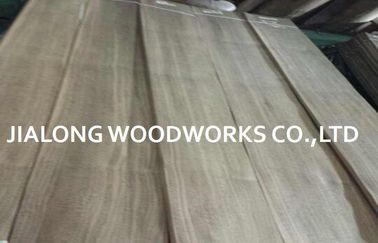 Natural Irisan Amerika Walnut Quartr Cut Wood Veneer Lembar AAA Grade Untuk Dest