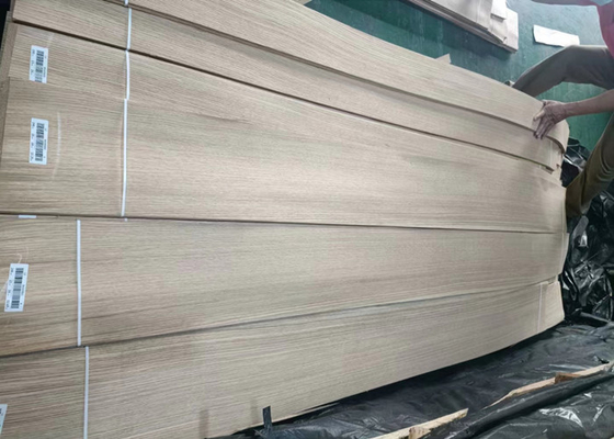 Quarter Sawn Natural White Oak Veneer Plywood Sheets Untuk Furnitur