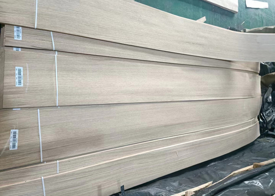 Quarter Sawn Natural White Oak Veneer Plywood Sheets Untuk Furnitur